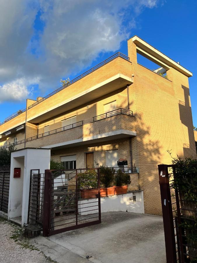 テッラチーナCasa Mareアパートメント エクステリア 写真